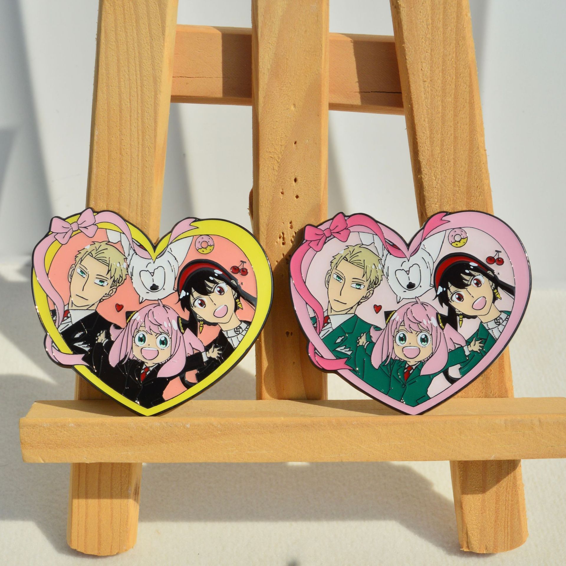 Anya Yor Loid Bond Badges Pend - Anime Cosplay Yor ulasan dan harga