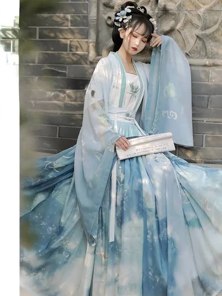Traditional Hanfu Chinese New  - Asian Cosplay Anime ulasan dan harga